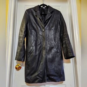 Reitmans Genuine black leather jacket, size medium